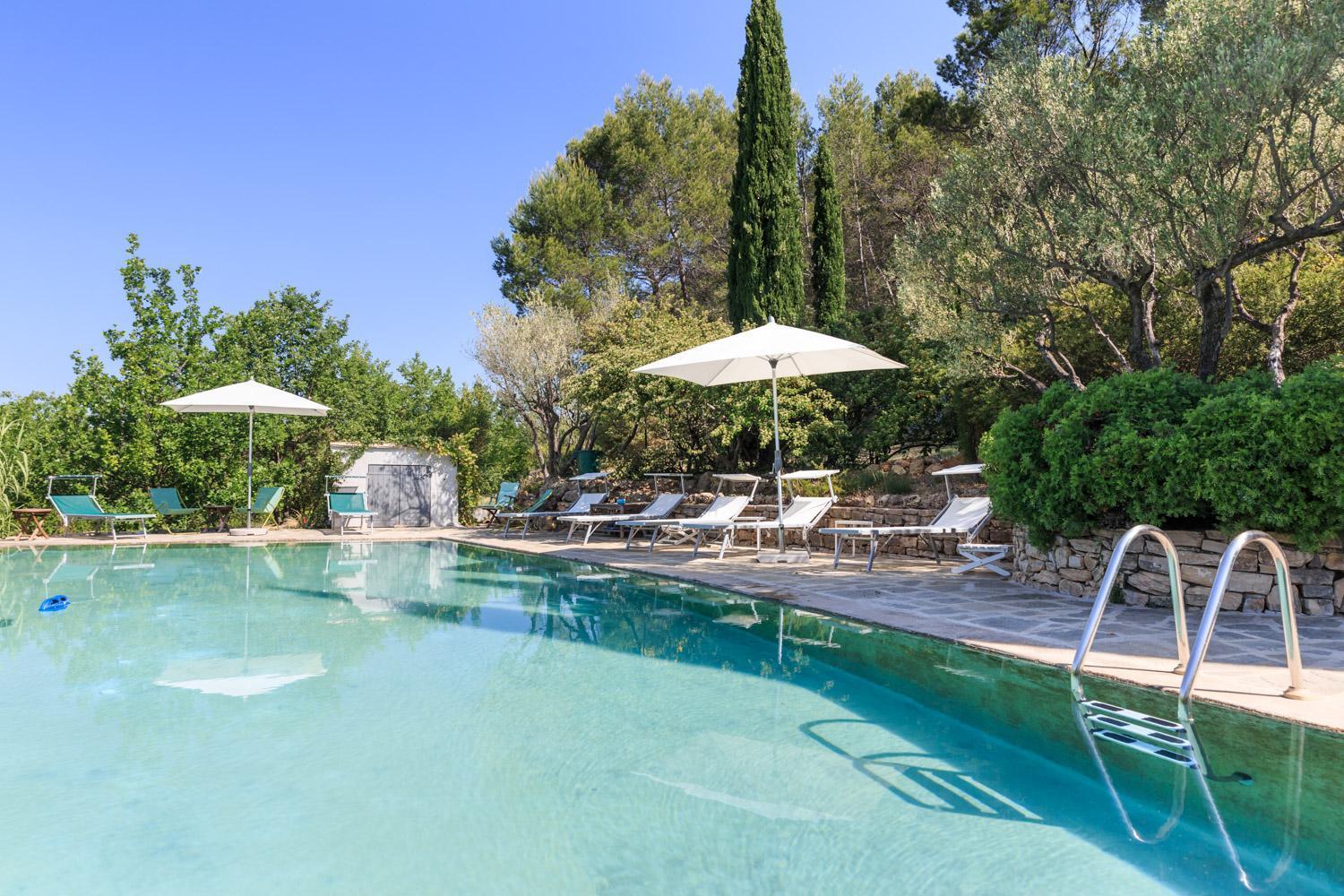 Domaine Du Clos D'Alari-Chambres D'Hotes Au Milieu Des Vignes Saint-Antonin-du-Var Exteriör bild